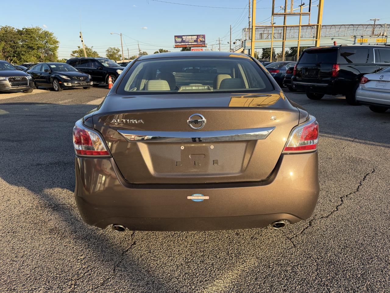 Nissan Altima 4dr Sdn I4 2.5 S 2015