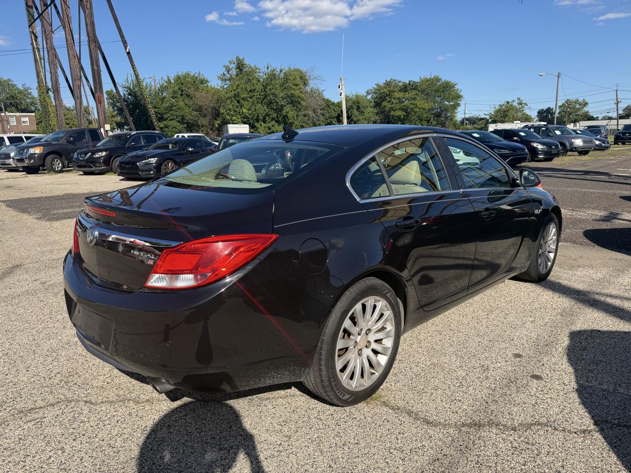 Buick Regal 4dr Sdn CXL Turbo TO2 (Russelsheim) *Ltd Avail* 2011