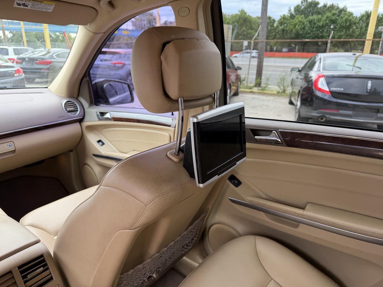 Mercedes-Benz GL-Class 4MATIC 4dr GL 450 2011