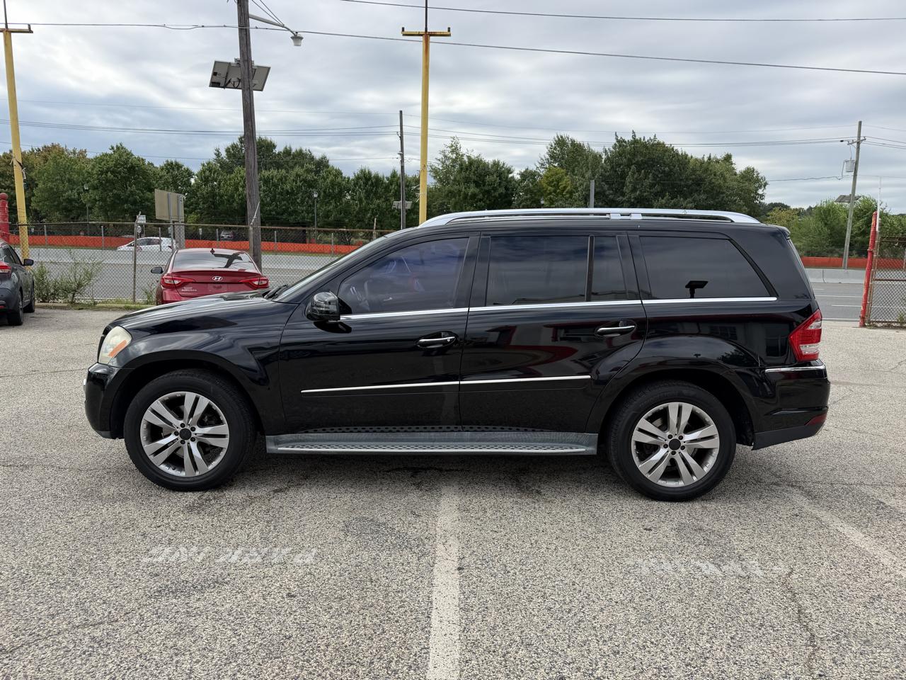 Mercedes-Benz GL-Class 4MATIC 4dr GL 450 2011