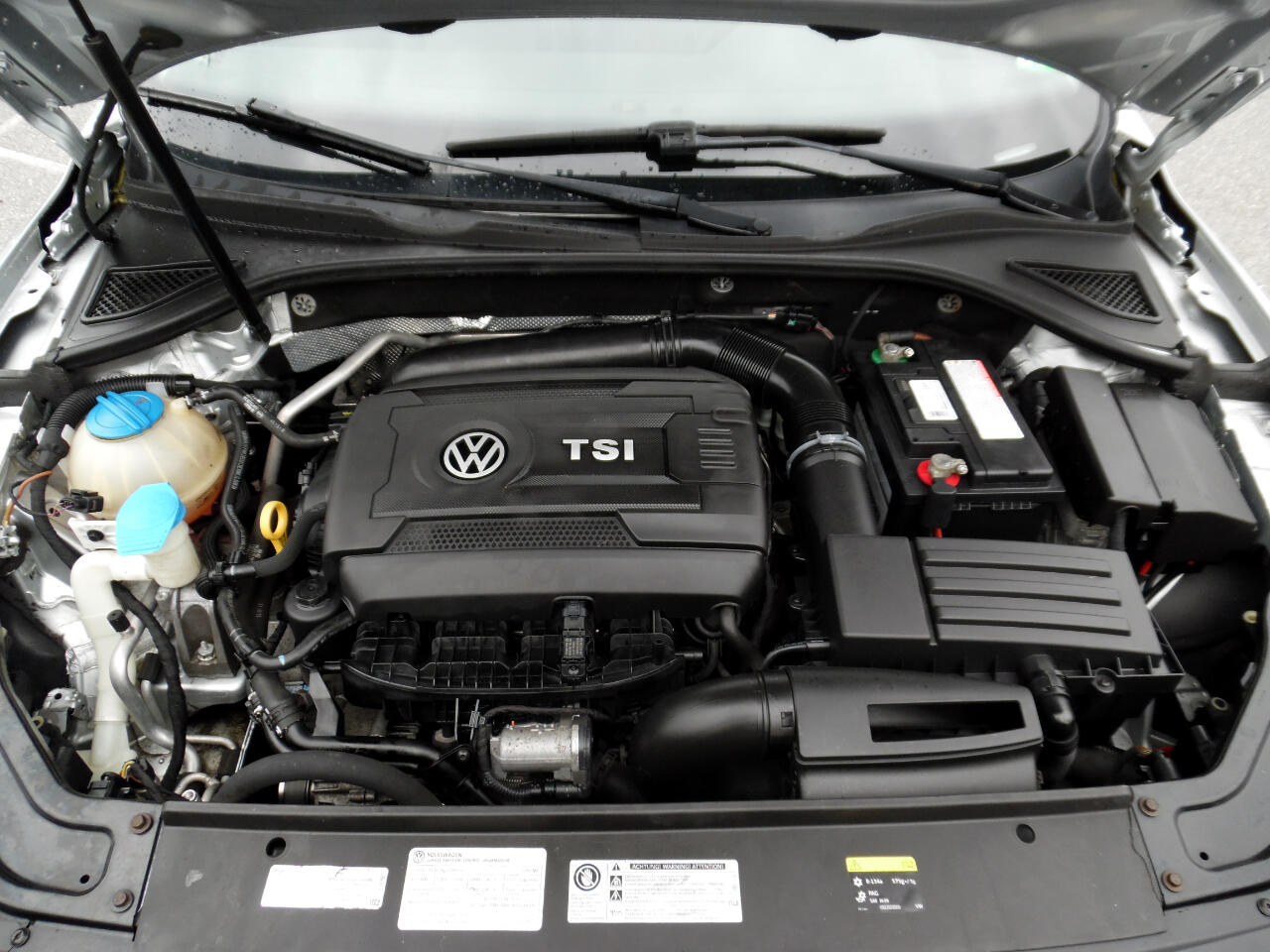 Volkswagen Passat 4dr Sdn 1.8T Auto SE PZEV 2016 Volkswagen Passat 4dr Sdn 1.8T Auto SE PZEV 2016