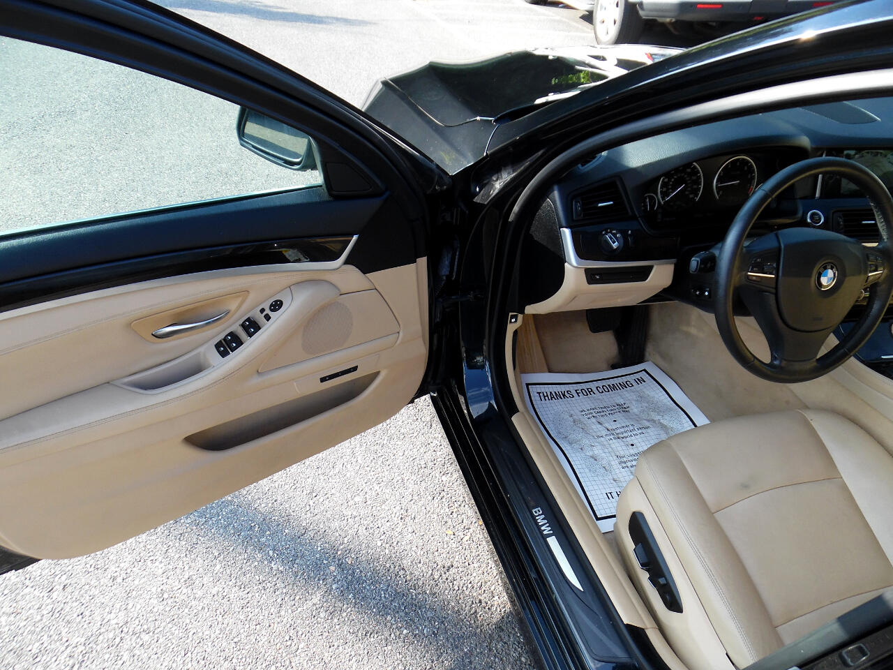 BMW 5 Series 4dr Sdn 528i xDrive AWD 2014 BMW 5 Series 4dr Sdn 528i xDrive AWD 2014