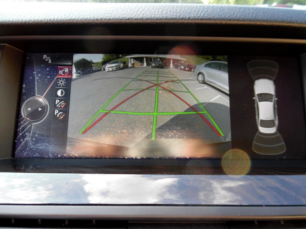 BMW 5 Series 4dr Sdn 528i xDrive AWD 2014 BMW 5 Series 4dr Sdn 528i xDrive AWD 2014