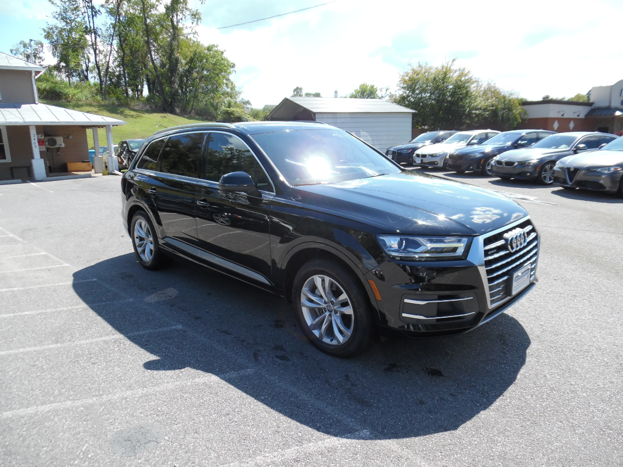 Audi Q7 3.0 TFSI Premium 2017 Audi Q7 3.0 TFSI Premium 2017