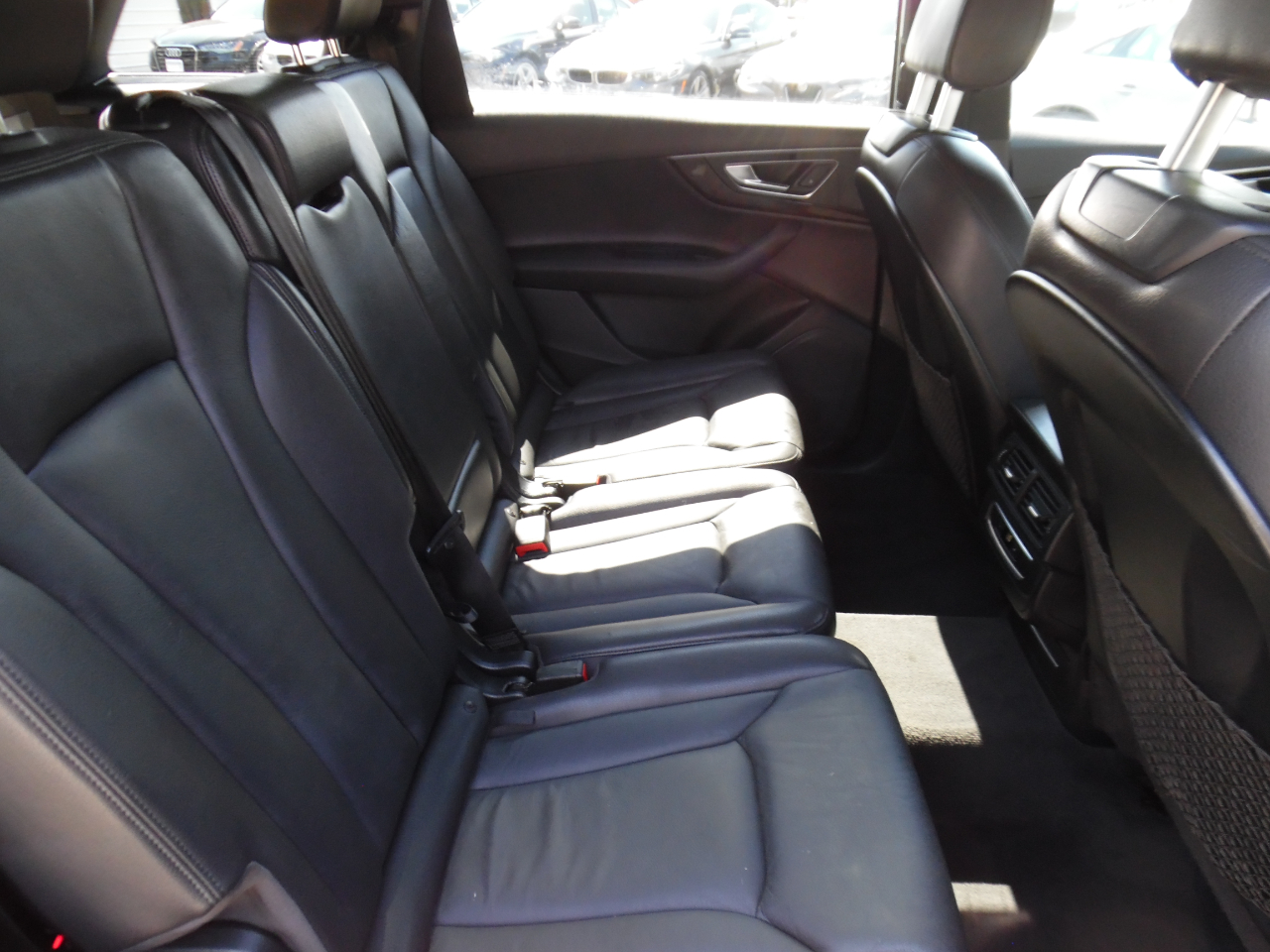 Audi Q7 3.0 TFSI Premium 2017 Audi Q7 3.0 TFSI Premium 2017