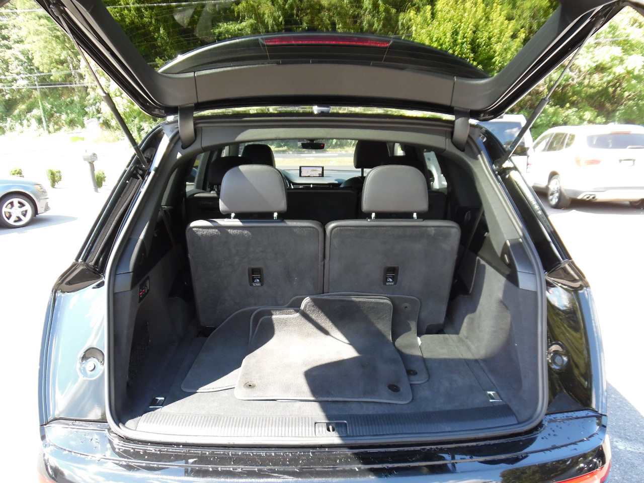 Audi Q7 3.0 TFSI Premium 2017 Audi Q7 3.0 TFSI Premium 2017