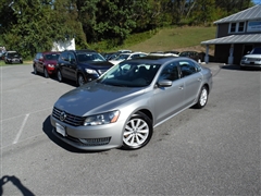 2013 Volkswagen Passat 