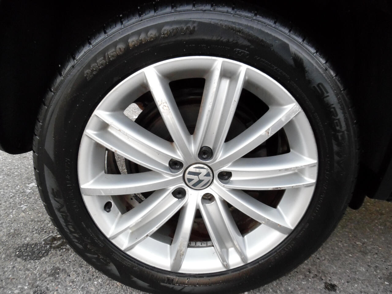 Volkswagen Tiguan 2WD 4dr Auto SE w/Sunroof & Nav 2012