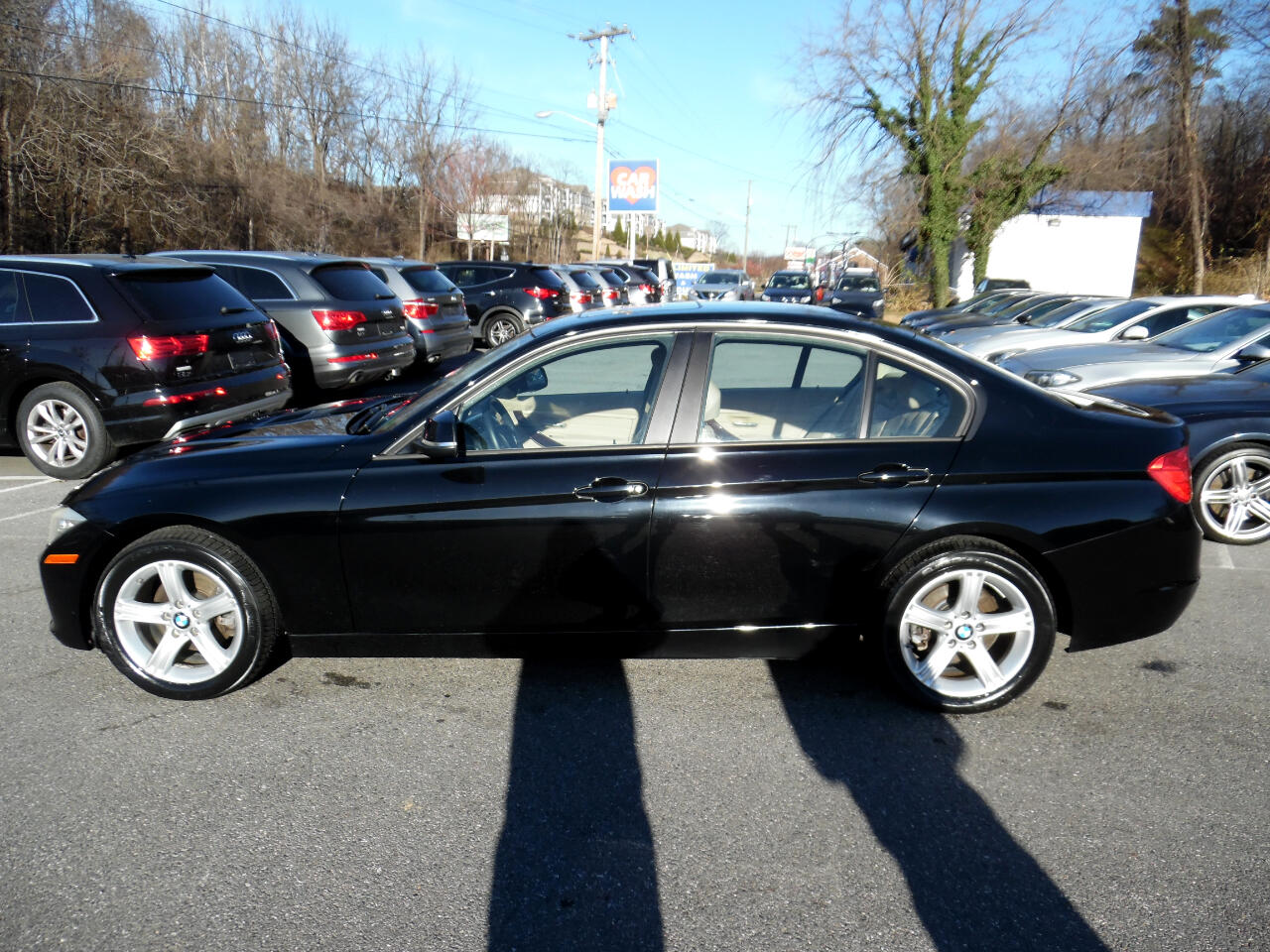 BMW 3 Series 4dr Sdn 328i RWD 2013