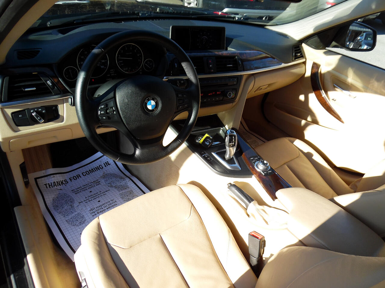 BMW 3 Series 4dr Sdn 328i RWD 2013