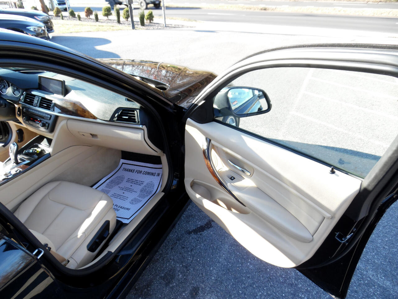 BMW 3 Series 4dr Sdn 328i RWD 2013