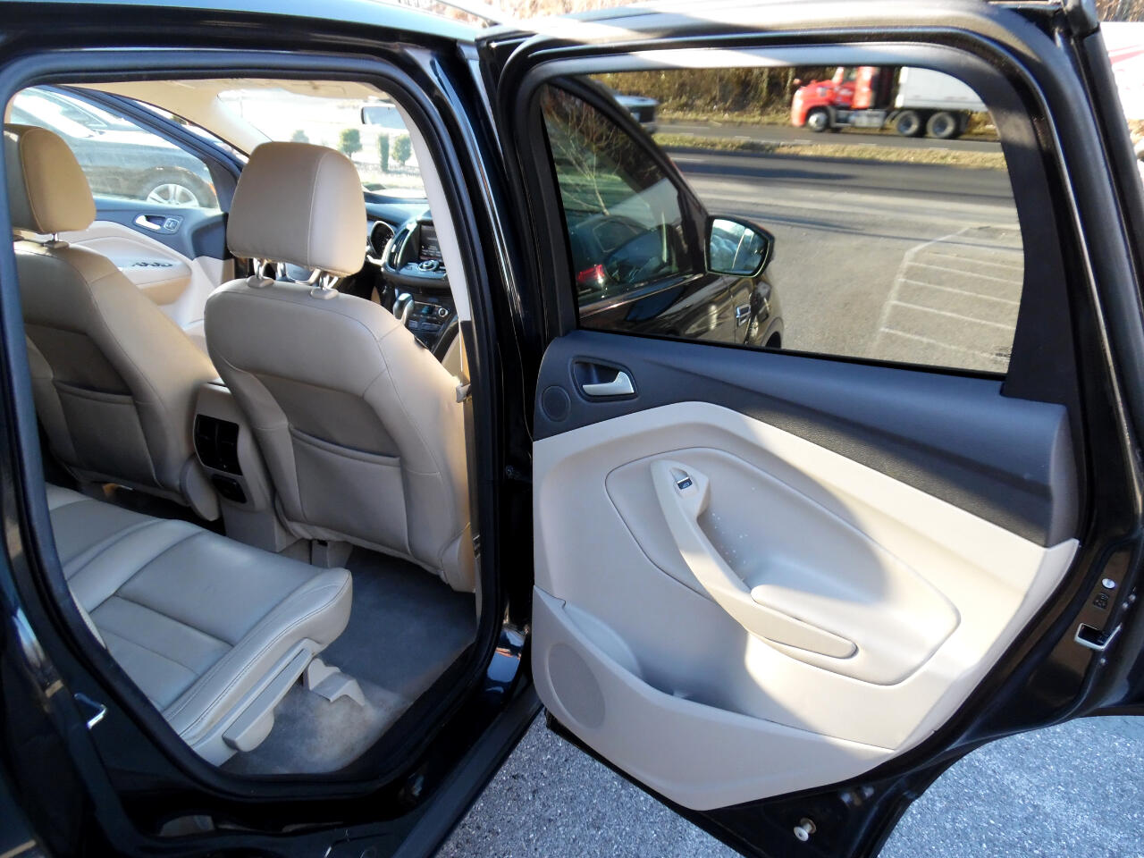 Ford Escape FWD 4dr Titanium 2015