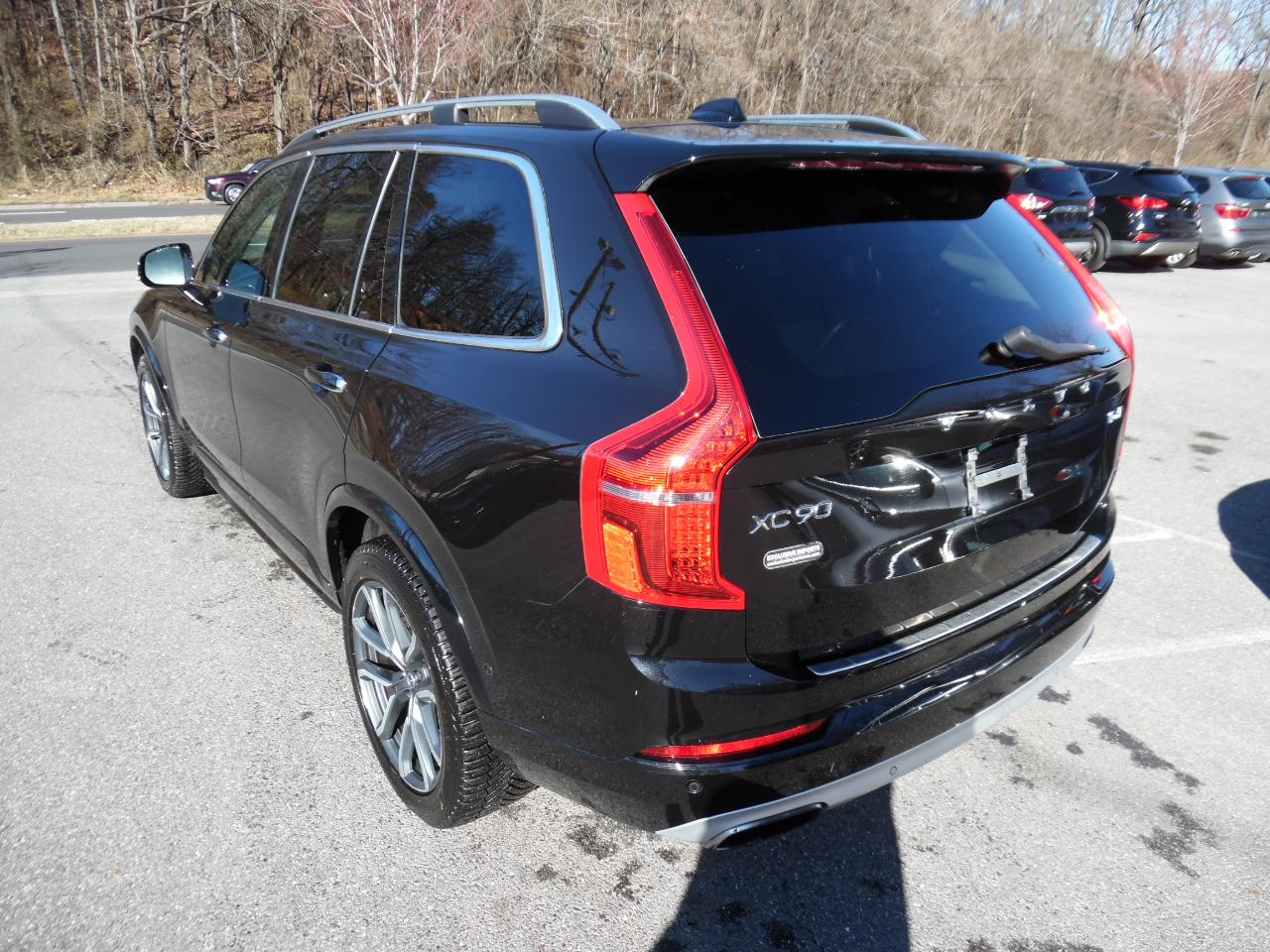 Volvo XC90 T6 AWD 7-Passenger Momentum 2017