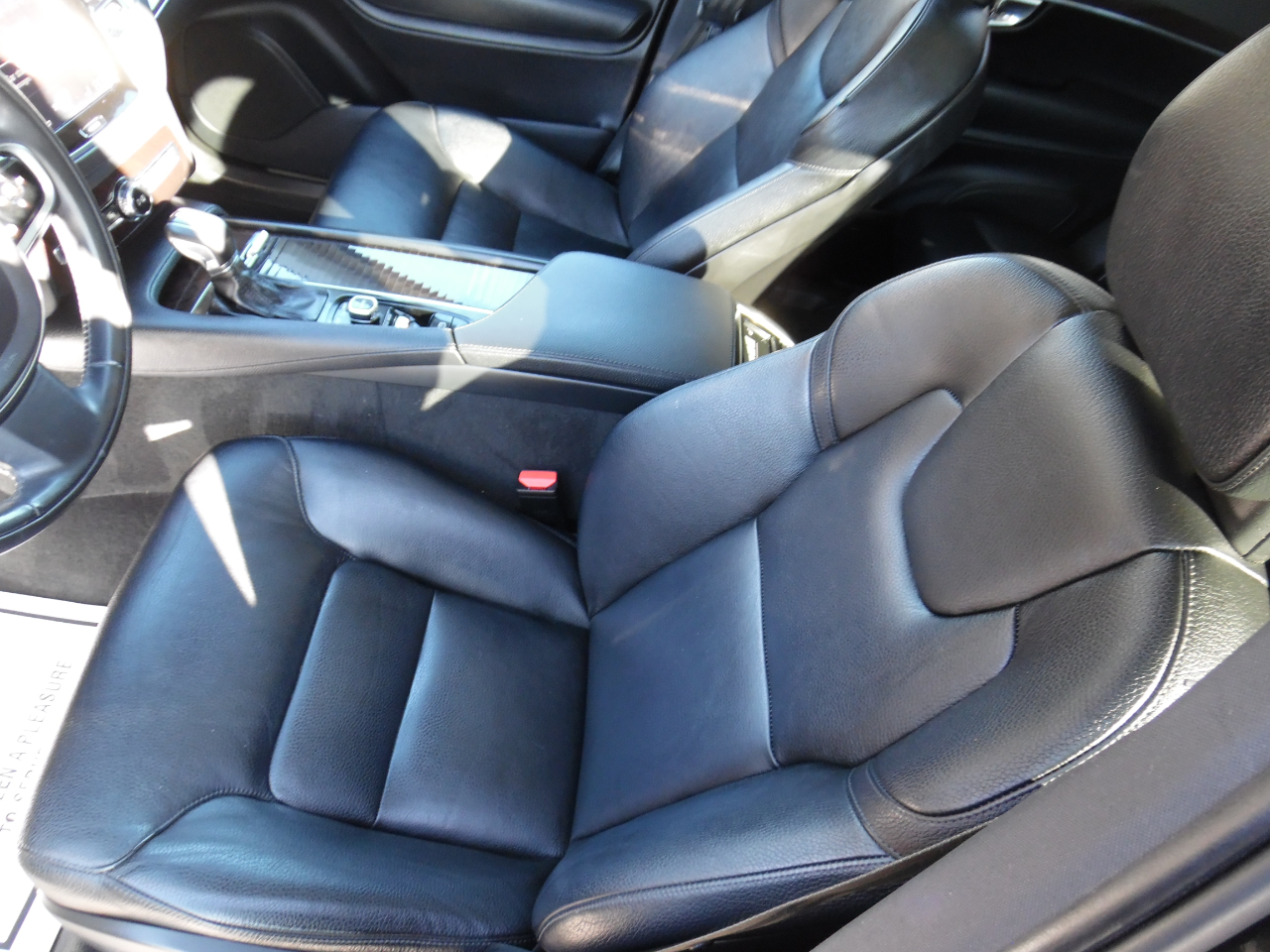 Volvo XC90 T6 AWD 7-Passenger Momentum 2017