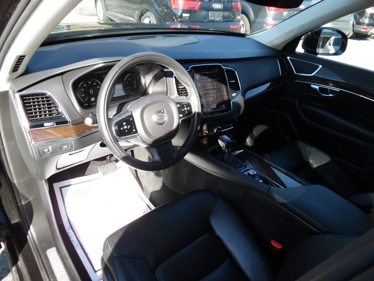 Volvo XC90 T6 AWD 7-Passenger Momentum 2017