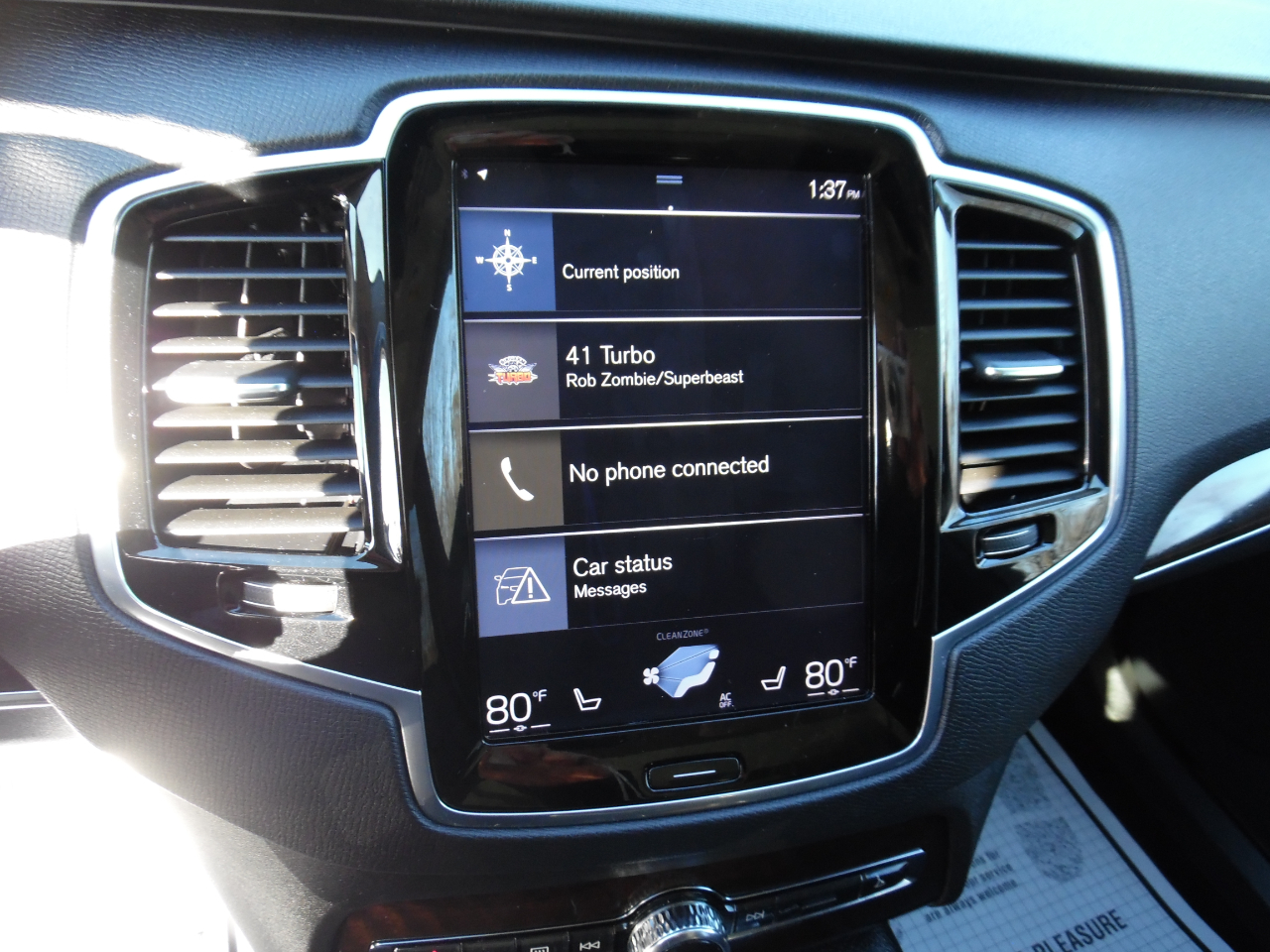 Volvo XC90 T6 AWD 7-Passenger Momentum 2017