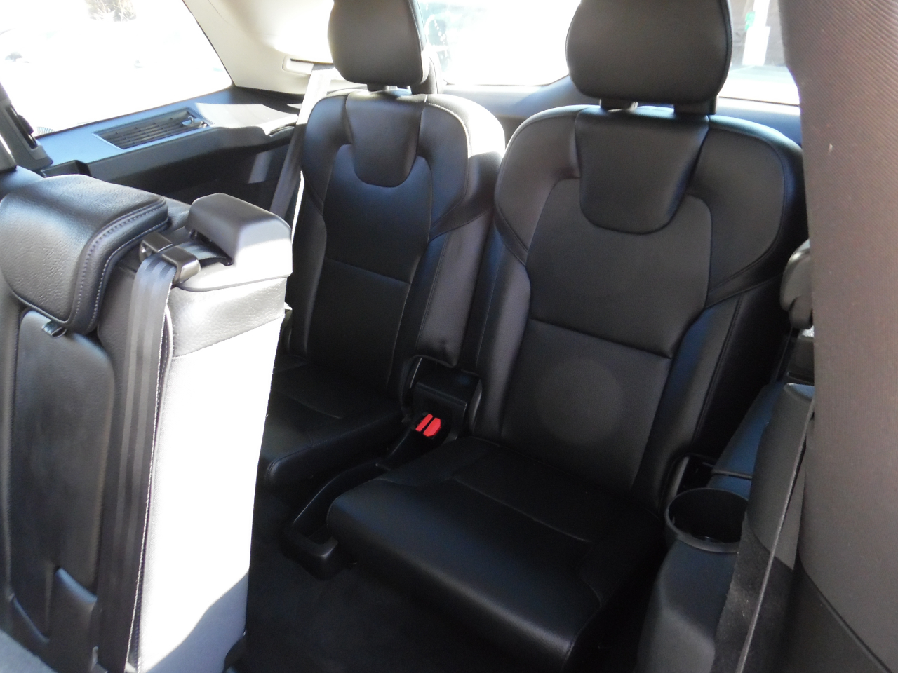 Volvo XC90 T6 AWD 7-Passenger Momentum 2017