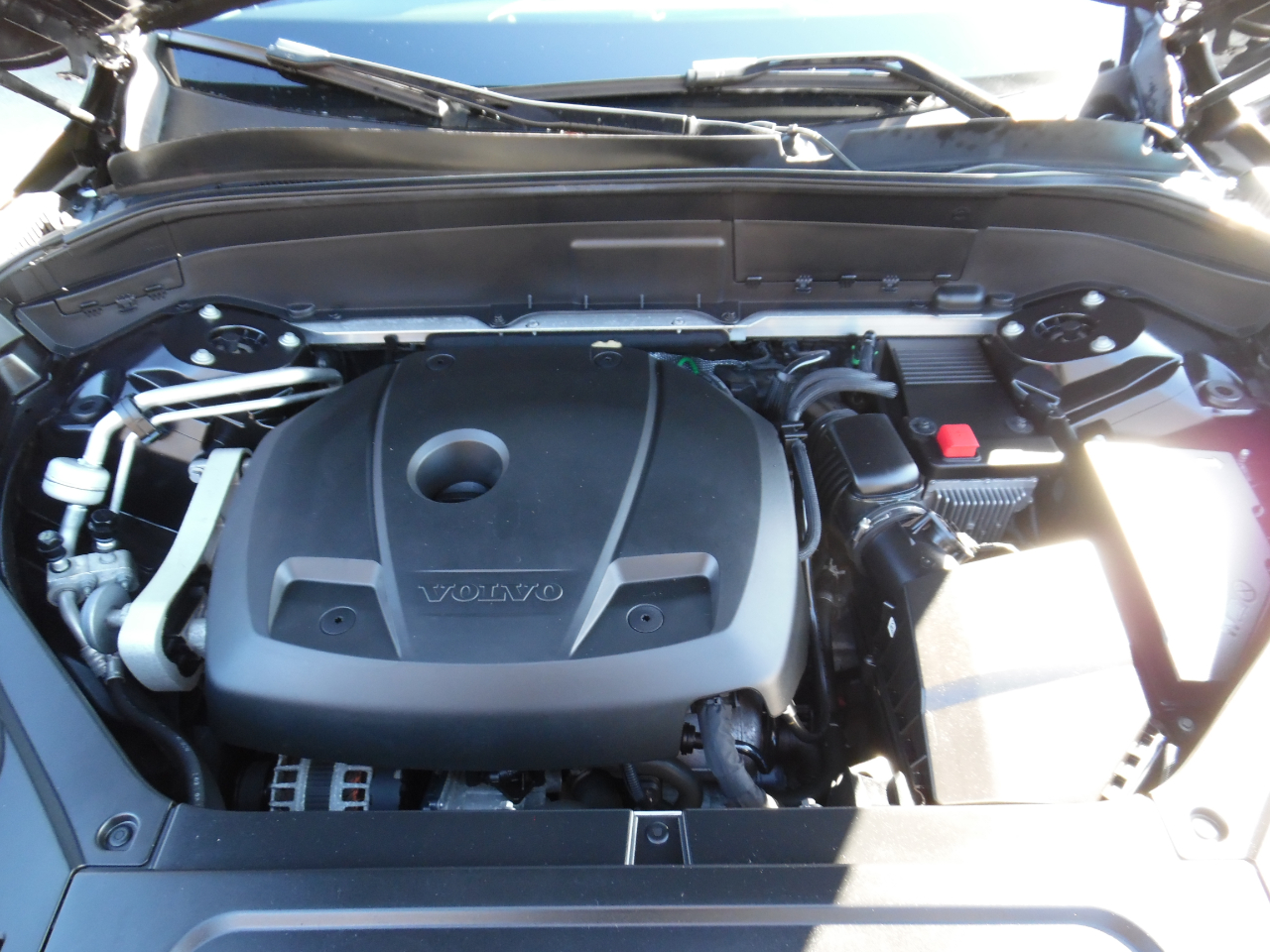 Volvo XC90 T6 AWD 7-Passenger Momentum 2017