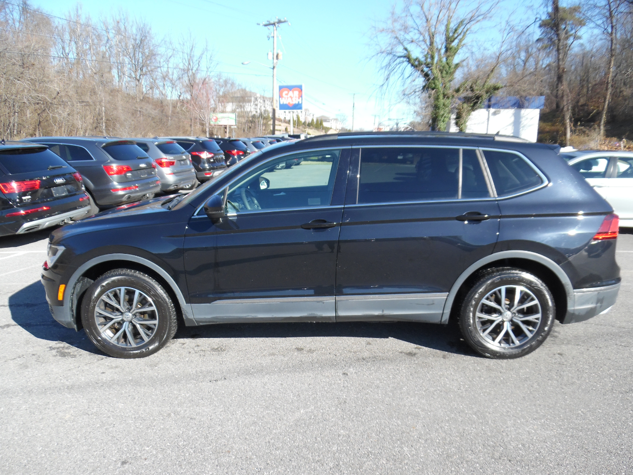 Volkswagen Tiguan 2.0T SE R-Line Black FWD 2020