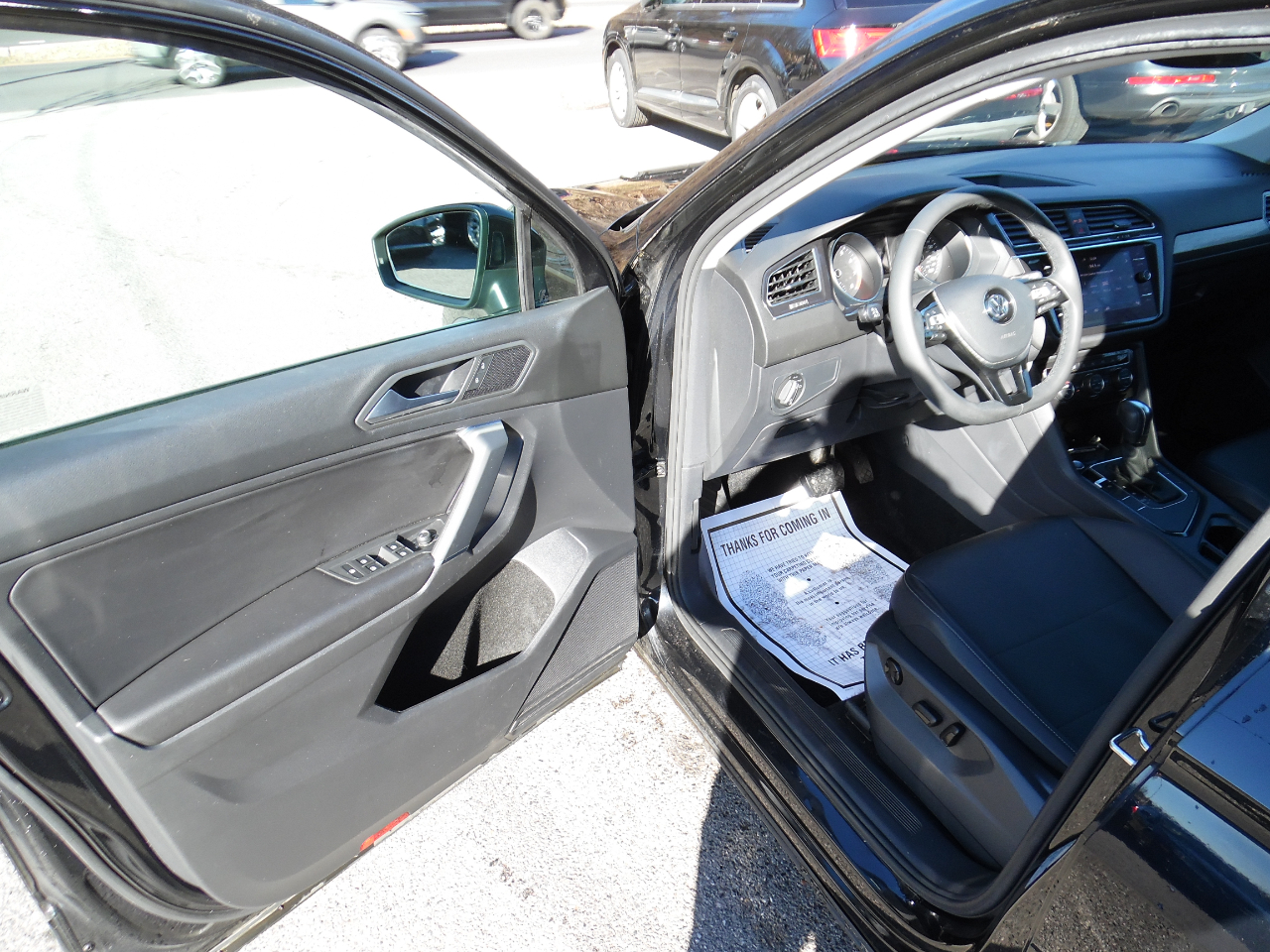 Volkswagen Tiguan 2.0T SE R-Line Black FWD 2020