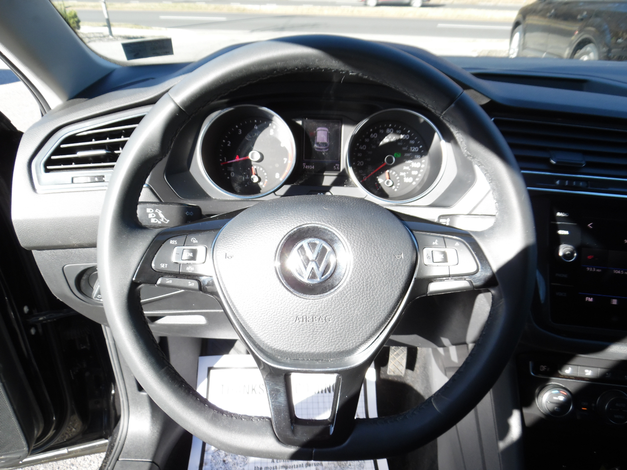 Volkswagen Tiguan 2.0T SE R-Line Black FWD 2020