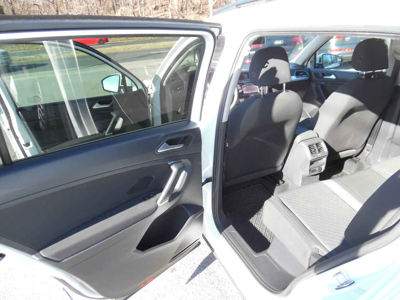 Volkswagen Tiguan 2.0T S FWD 2020