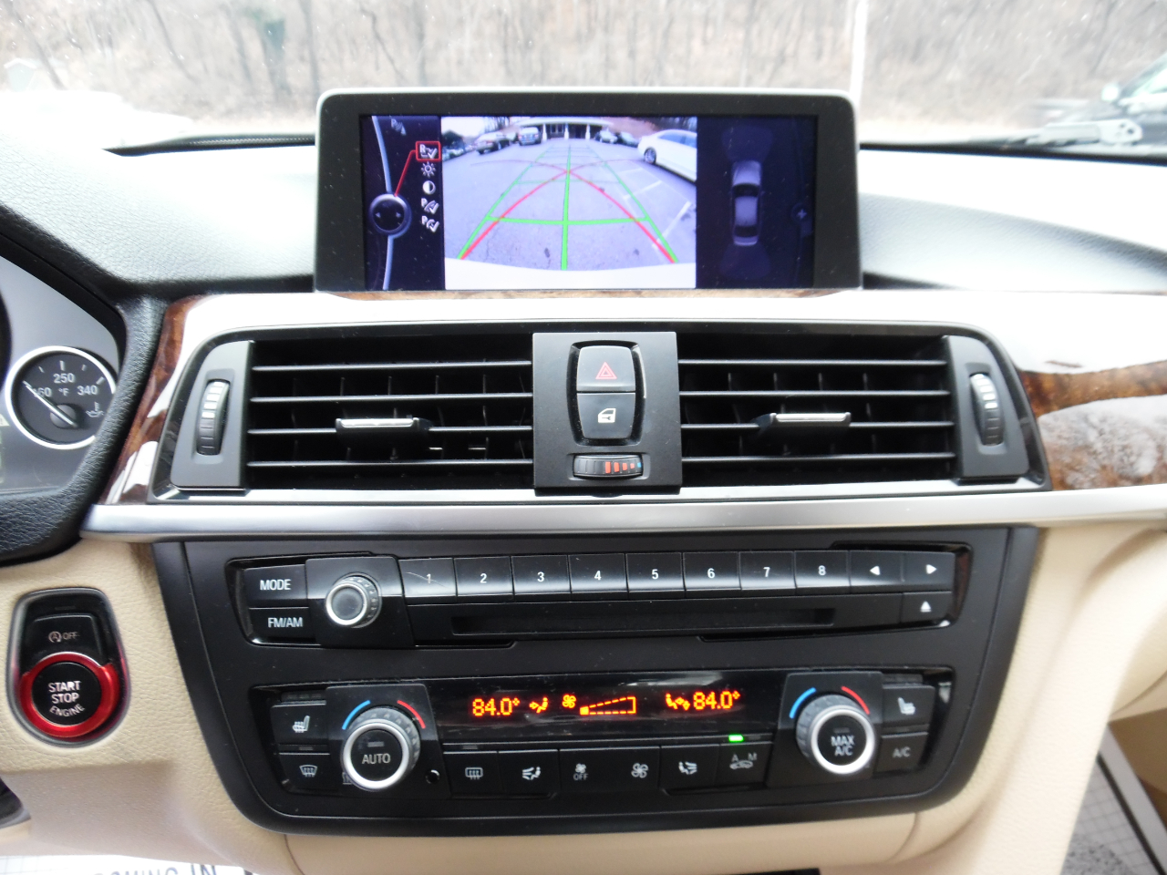 BMW 3 Series 4dr Sdn 328i xDrive AWD 2013