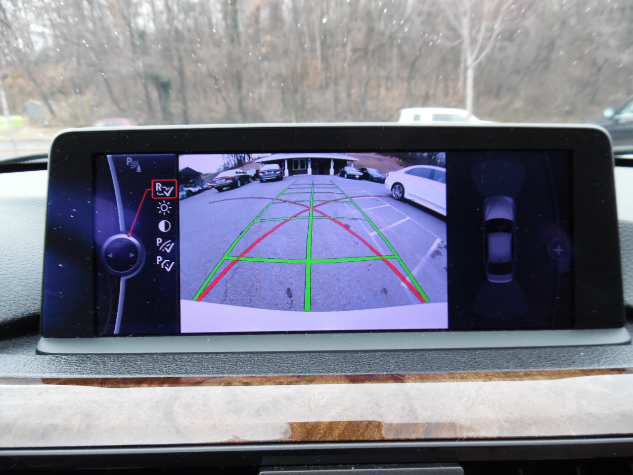 BMW 3 Series 4dr Sdn 328i xDrive AWD 2013