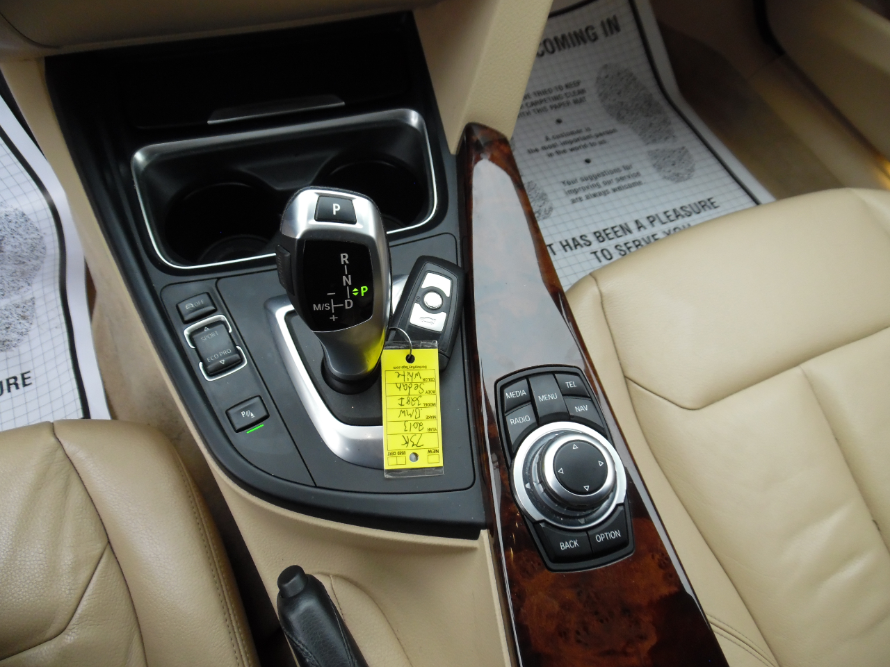 BMW 3 Series 4dr Sdn 328i xDrive AWD 2013