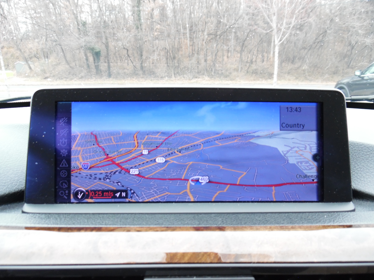 BMW 3 Series 4dr Sdn 328i xDrive AWD 2013