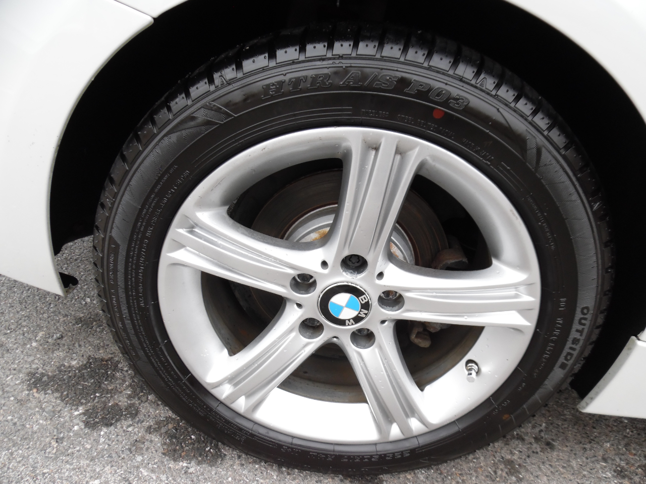 BMW 3 Series 4dr Sdn 328i xDrive AWD 2013