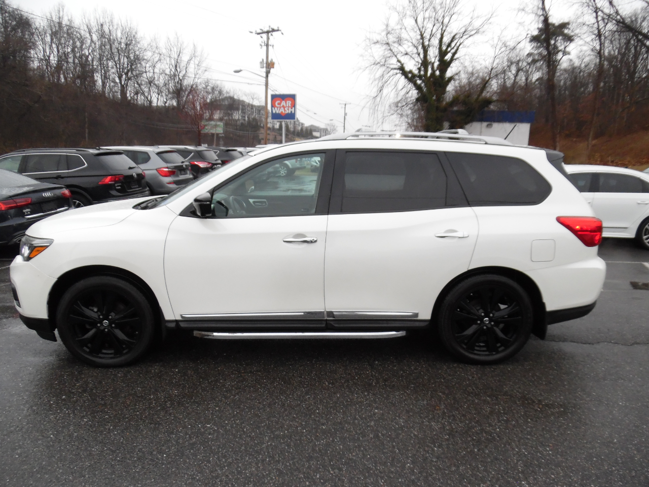 Nissan Pathfinder 4x4 Platinum 2017