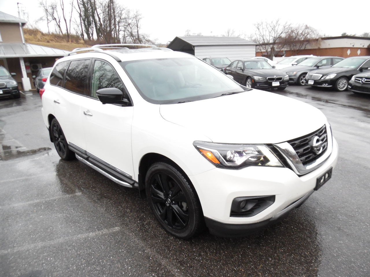 Nissan Pathfinder 4x4 Platinum 2017