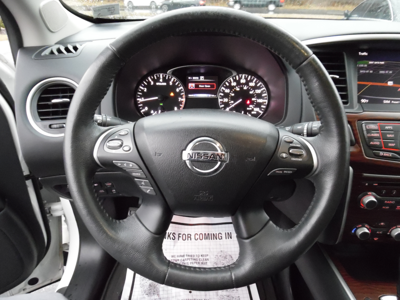 Nissan Pathfinder 4x4 Platinum 2017