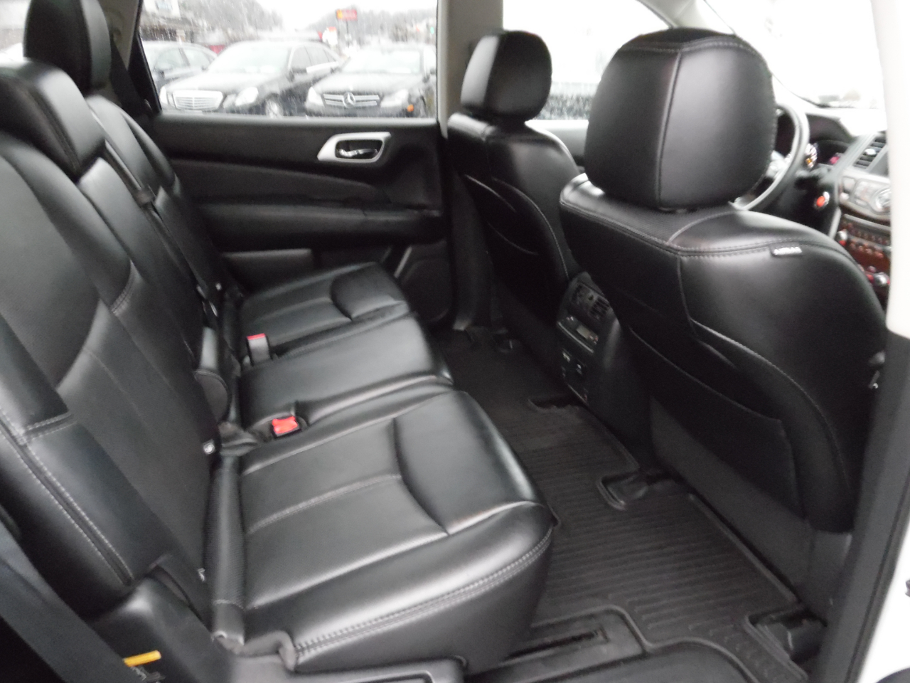 Nissan Pathfinder 4x4 Platinum 2017