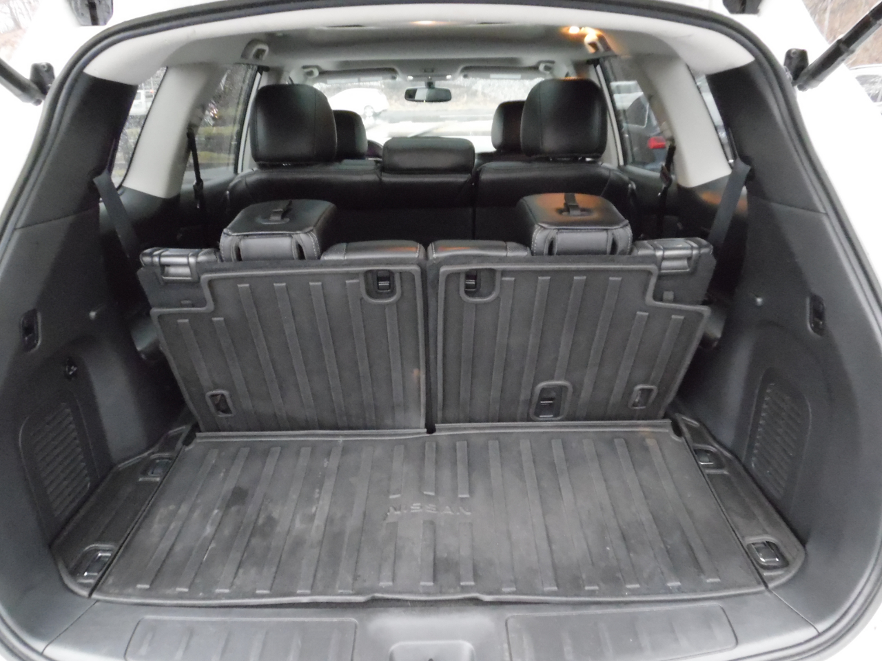 Nissan Pathfinder 4x4 Platinum 2017