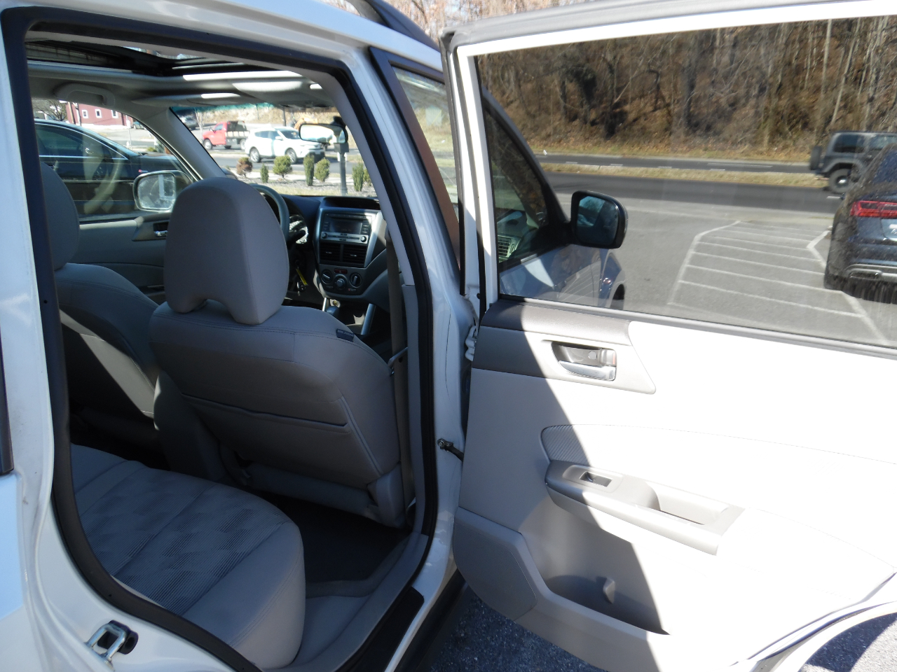 Subaru Forester 4dr Auto 2.5X Premium w/All-Weather Pkg 2010