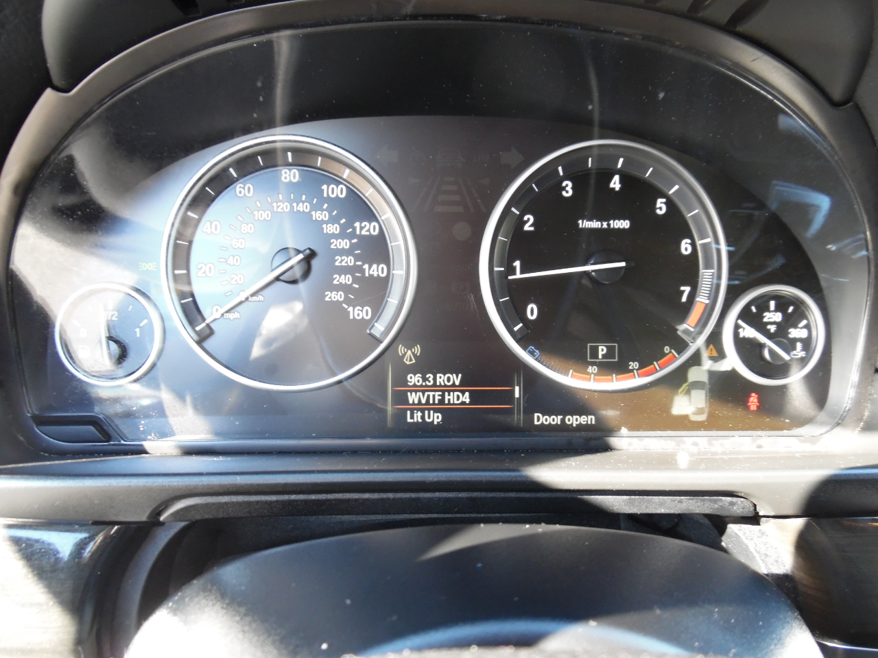 BMW 5 Series 4dr Sdn 528i xDrive AWD 2012