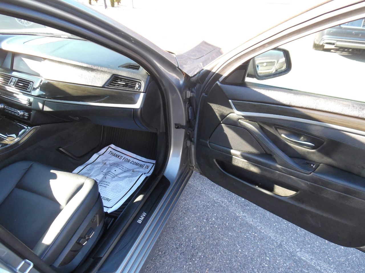 BMW 5 Series 4dr Sdn 528i xDrive AWD 2012