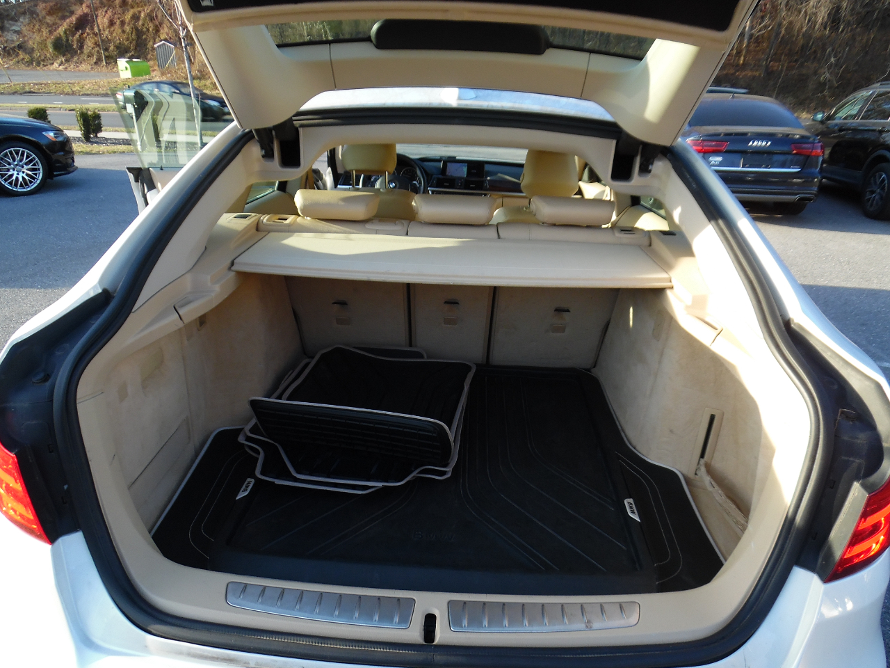 BMW 3 Series Gran Turismo 5dr 335i xDrive Gran Turismo AWD 2014