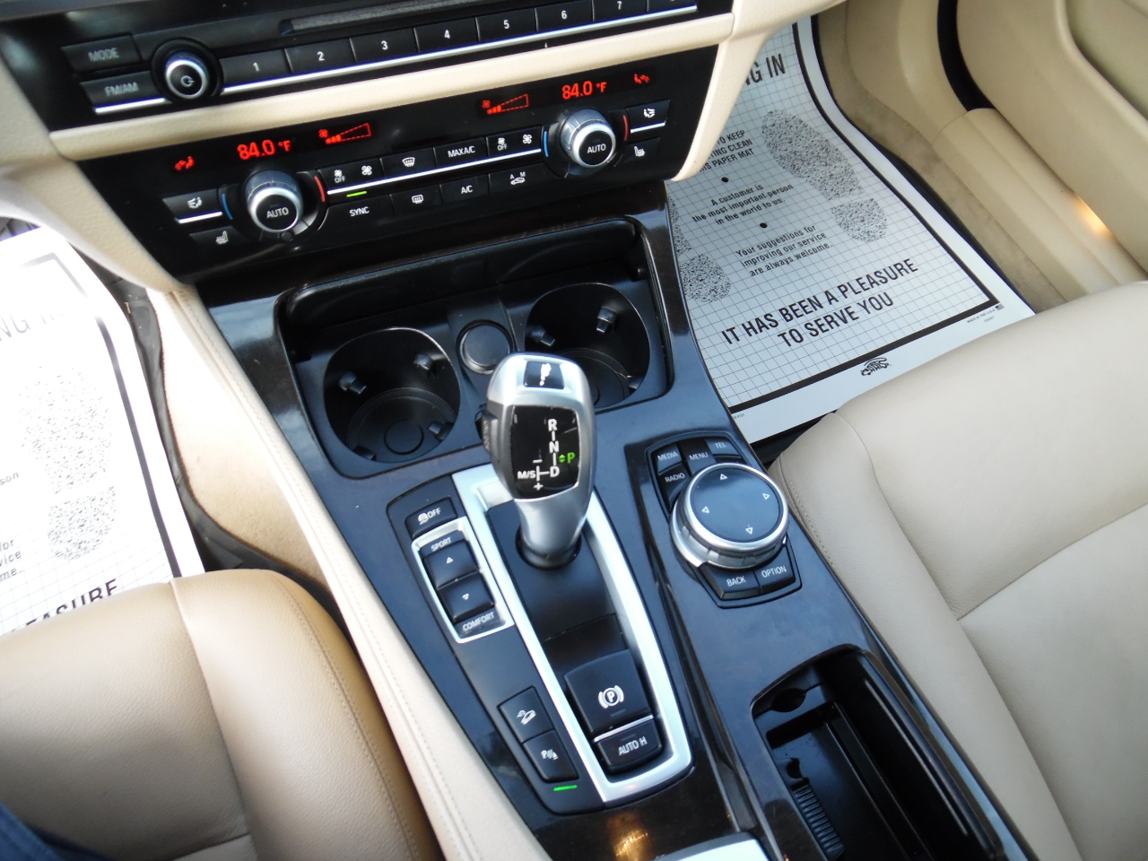 BMW 5 Series 4dr Sdn 528i xDrive AWD 2014