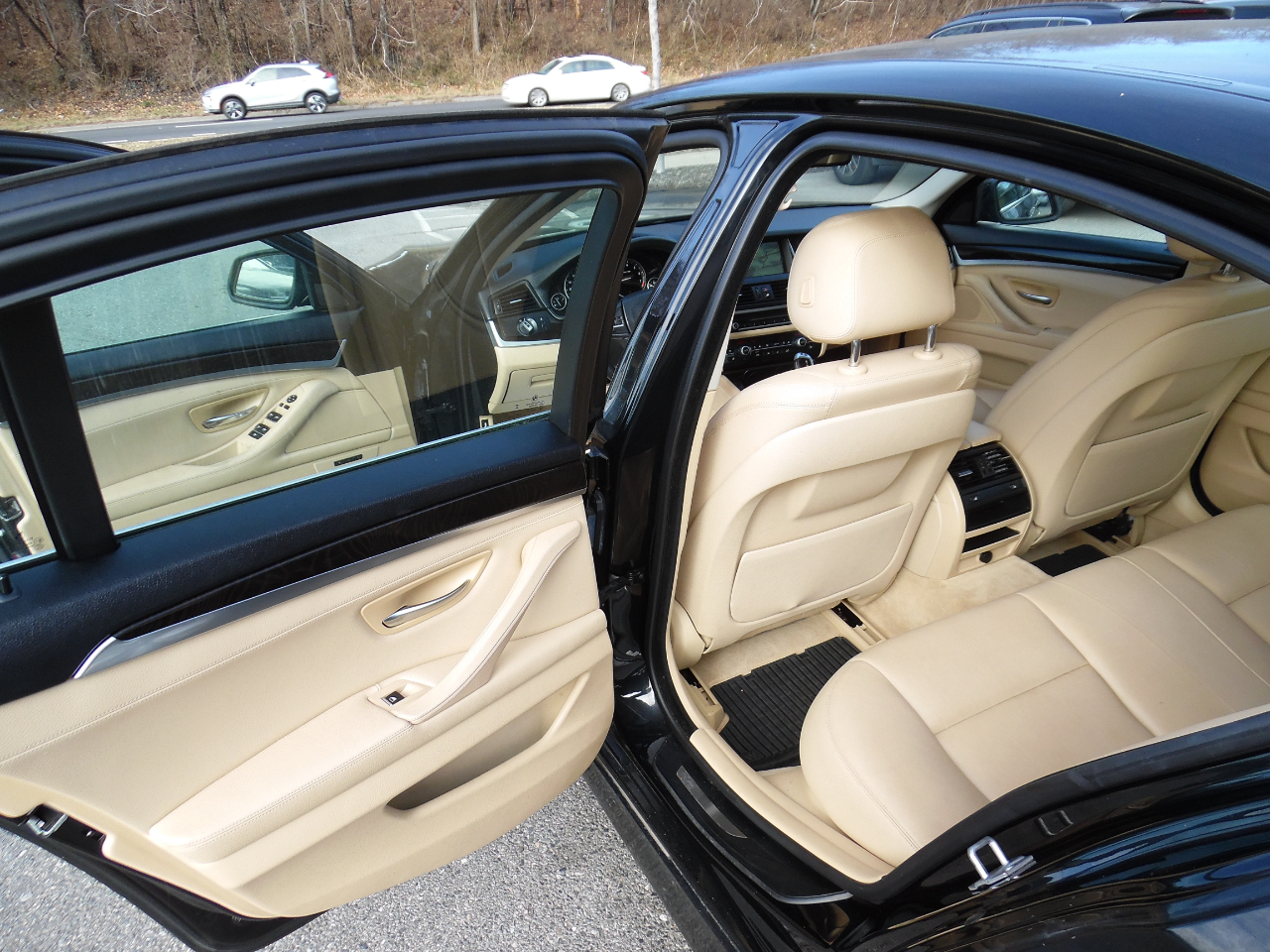 BMW 5 Series 4dr Sdn 528i xDrive AWD 2014