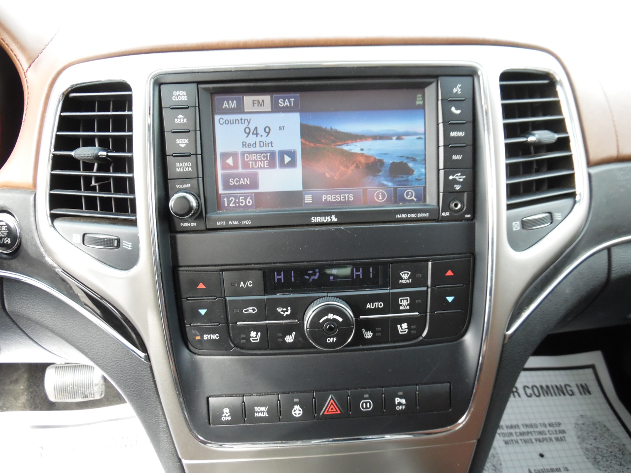 Jeep Grand Cherokee 4WD 4dr Overland Summit 2012