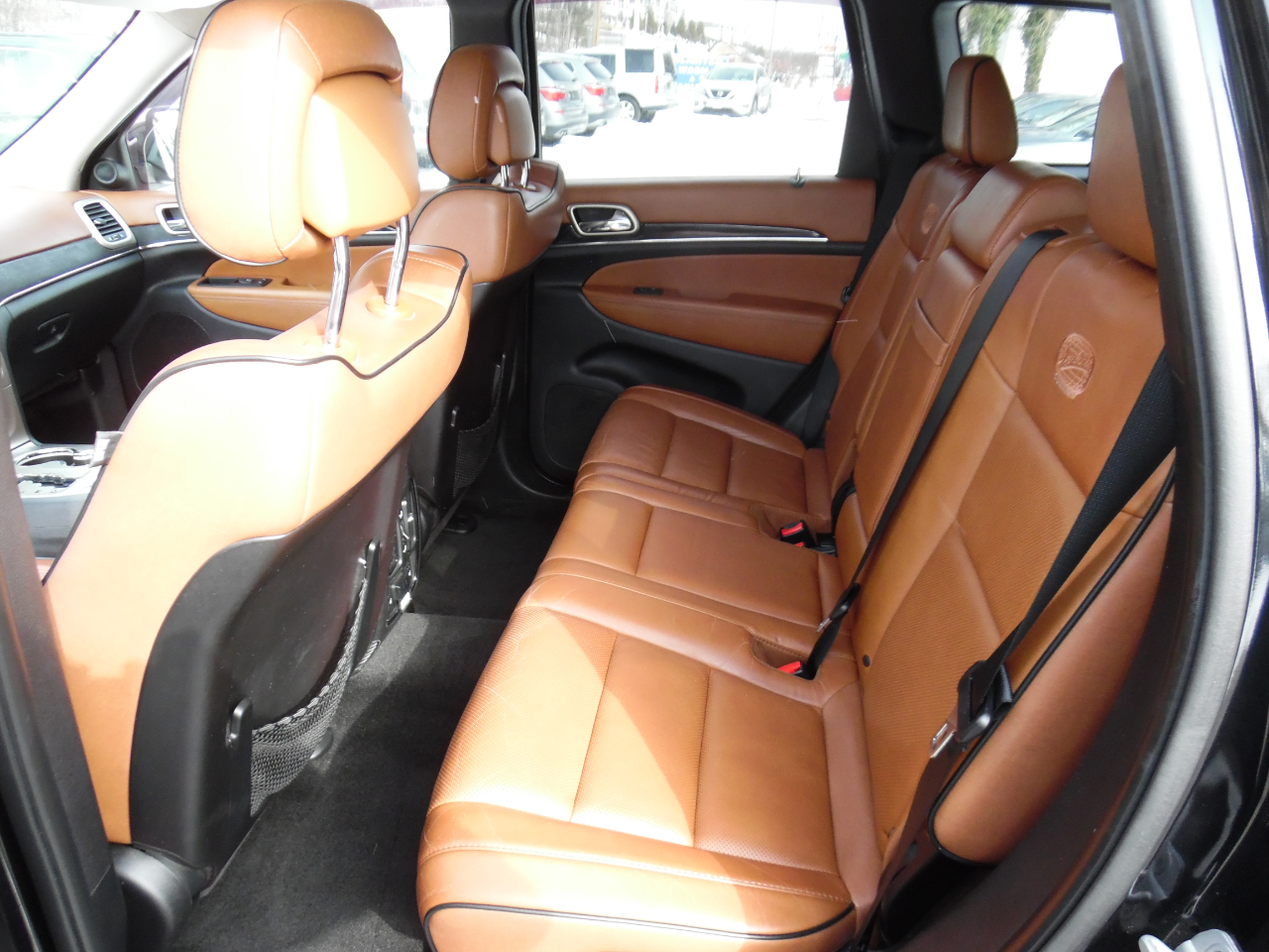 Jeep Grand Cherokee 4WD 4dr Overland Summit 2012