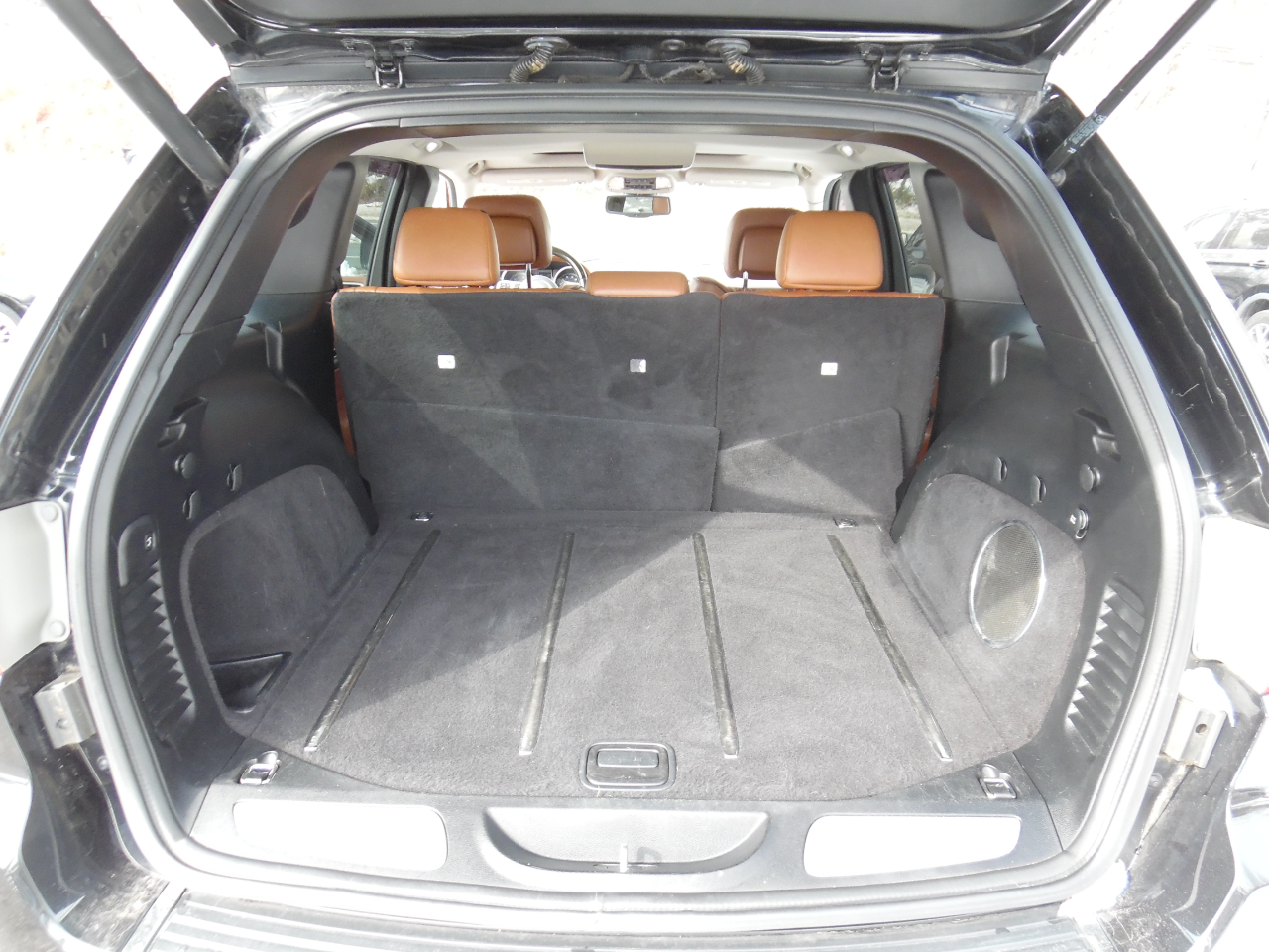 Jeep Grand Cherokee 4WD 4dr Overland Summit 2012