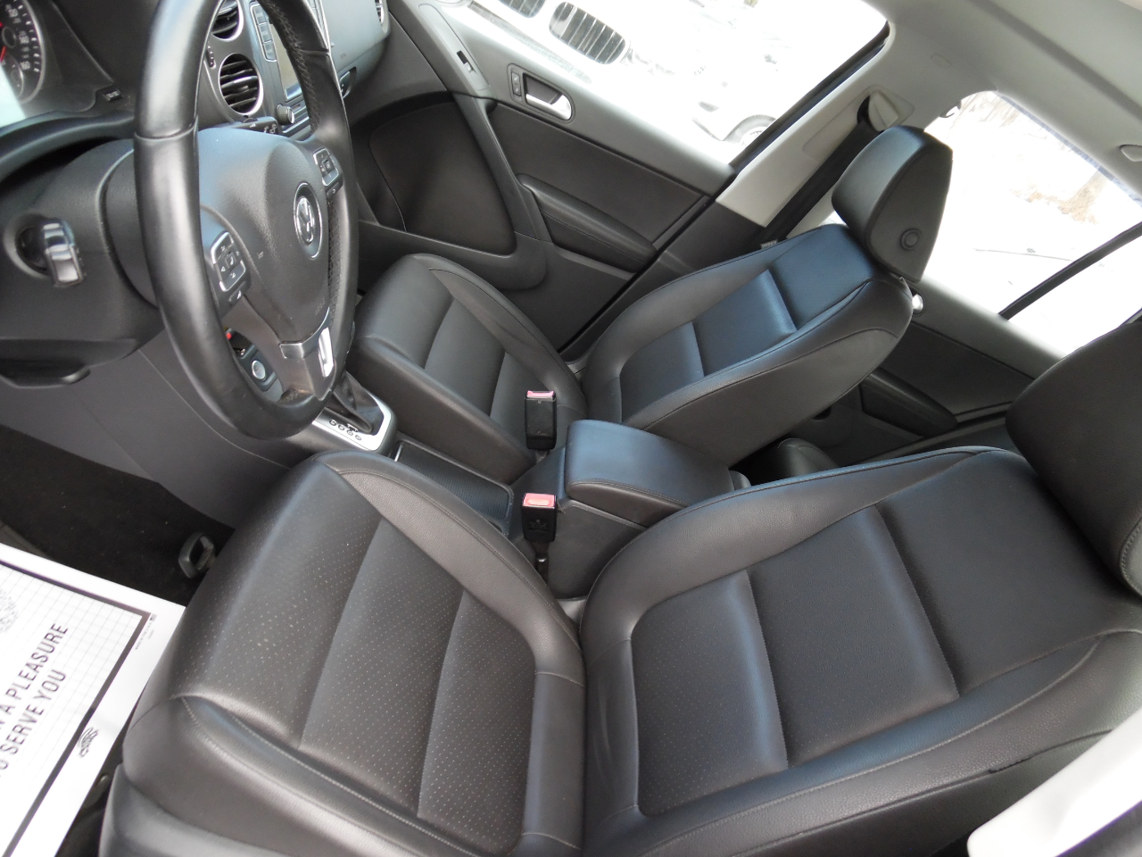 Volkswagen Tiguan 4MOTION 4dr Auto R-Line 2016