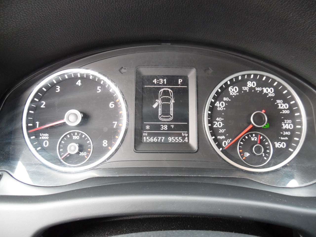 Volkswagen Tiguan 4MOTION 4dr Auto R-Line 2016