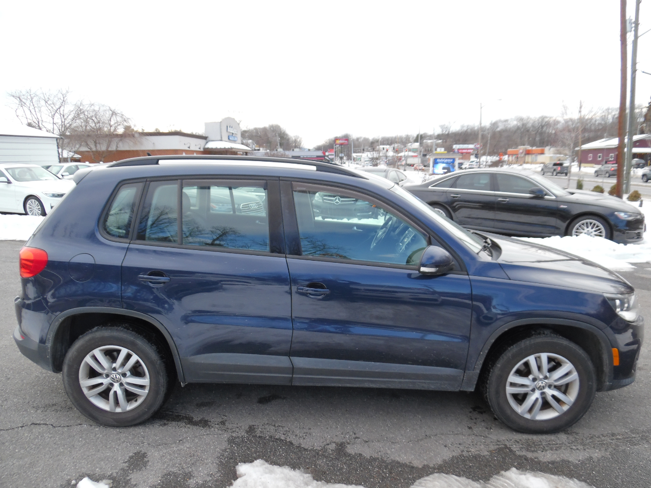 Volkswagen Tiguan 4MOTION 4dr Auto R-Line 2016