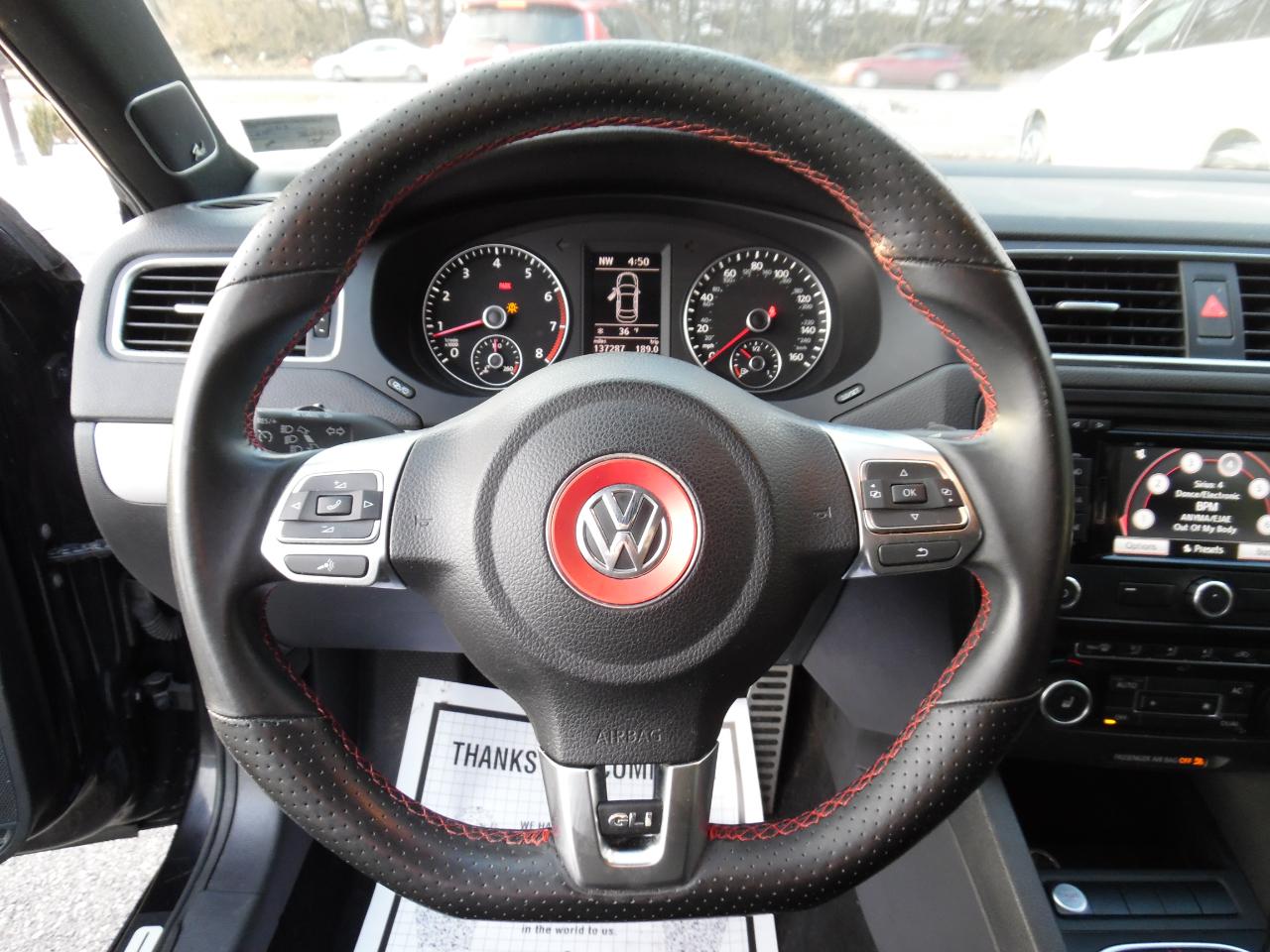 Volkswagen GLI 4dr Sdn Man Autobahn w/Nav PZEV 2012