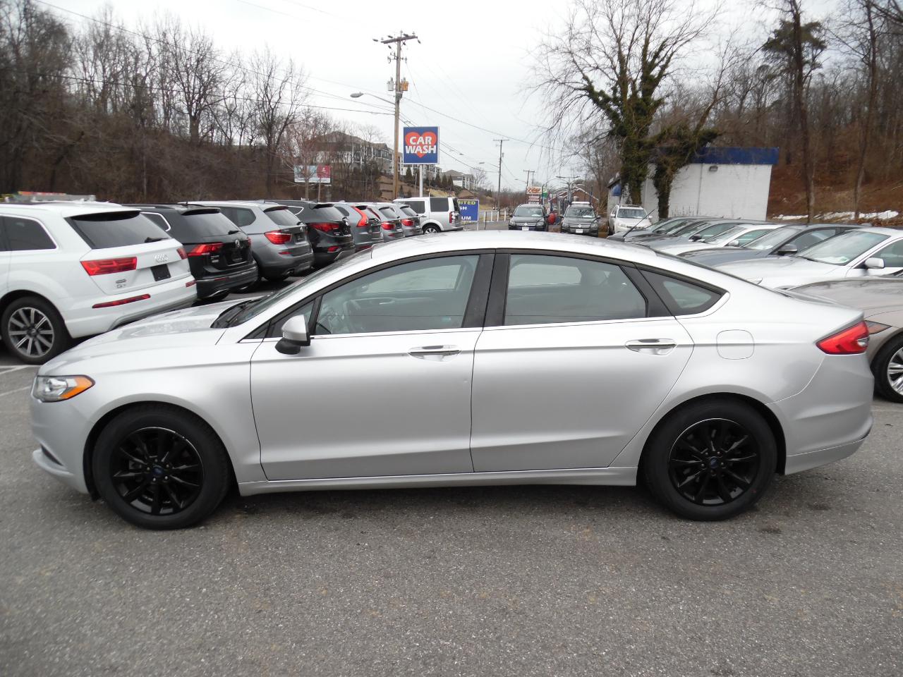 Ford Fusion SE FWD 2017